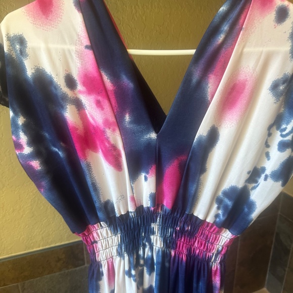 Dress small - Picture 5 of 6